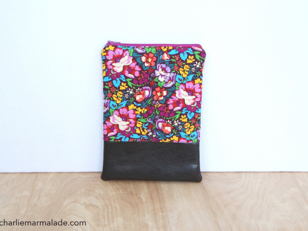 Mini QTech Case {Plum Garden}