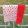 Quilty {Strawberry Summer} Quilty {Strawberry Summer}